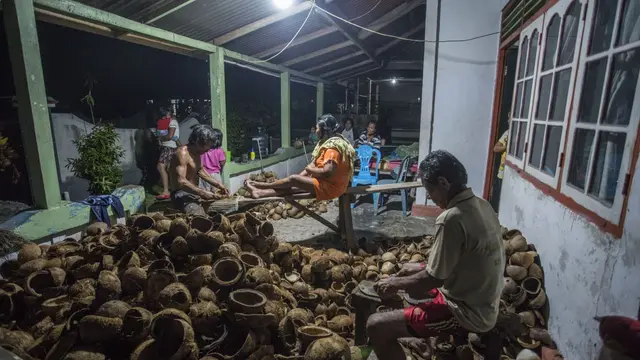 PLN mendapat mandat untuk melistriki seluruh rakyat di seluruh Indonesia, tanpa terkecuali.