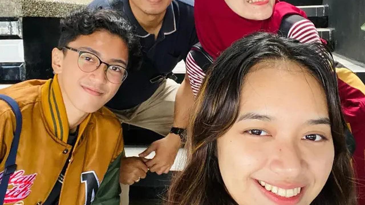 7 Potret Ira Swara Ungkap Suaminya Jadi Tukang Ojek, Tak Gengsi Ngontrak