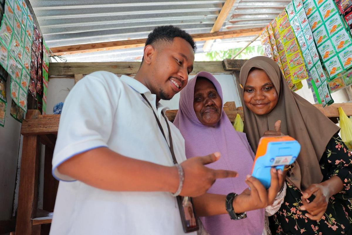 Kisah Ragaia Sosir Menguatkan Ekonomi Keluarga dan Perempuan Kampung Arar bersama PNM Mekaar