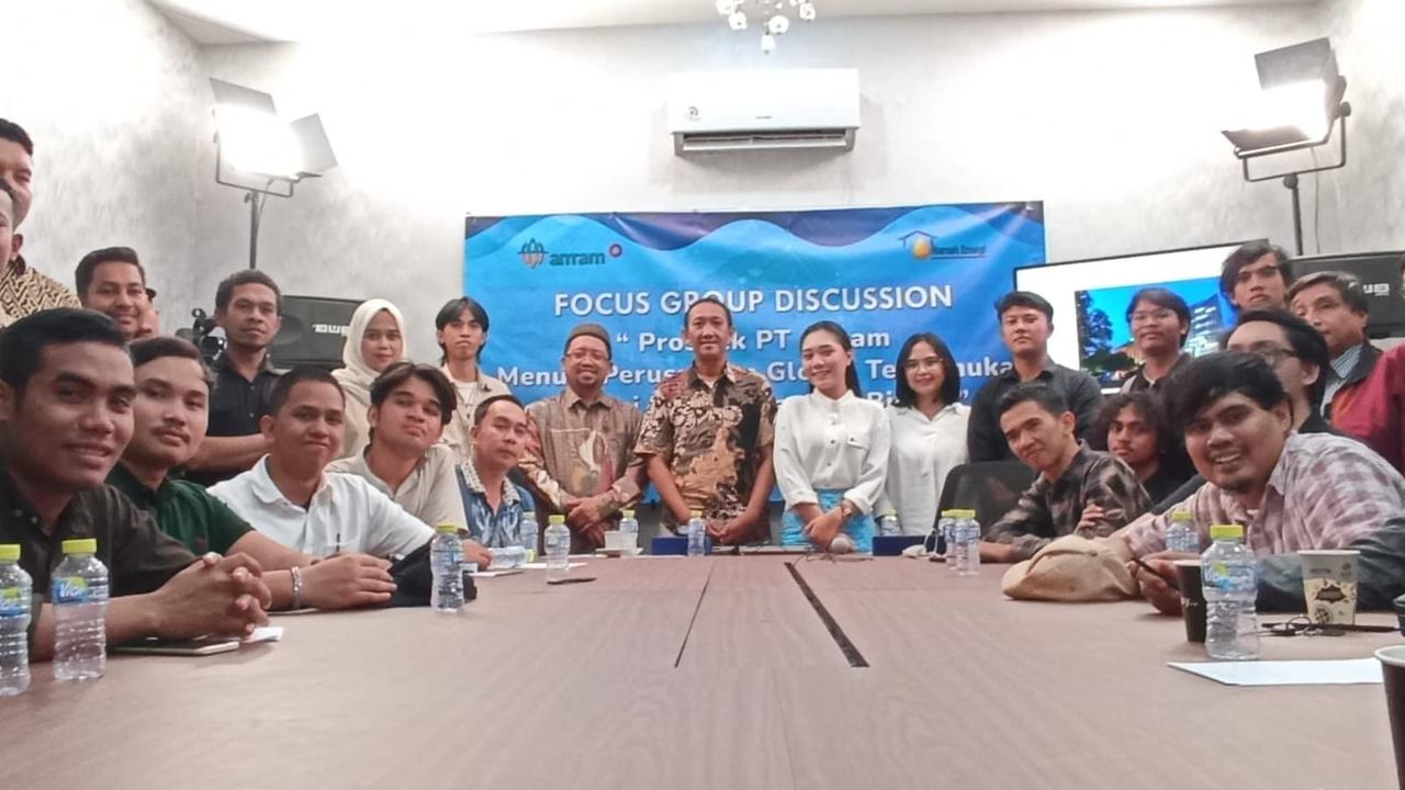 Yayasan Rumah Energi bekerja sama dengan PT Aneka Tambang Tbk (Antam) menyelenggarakan Focus Group Discussion (FGD)