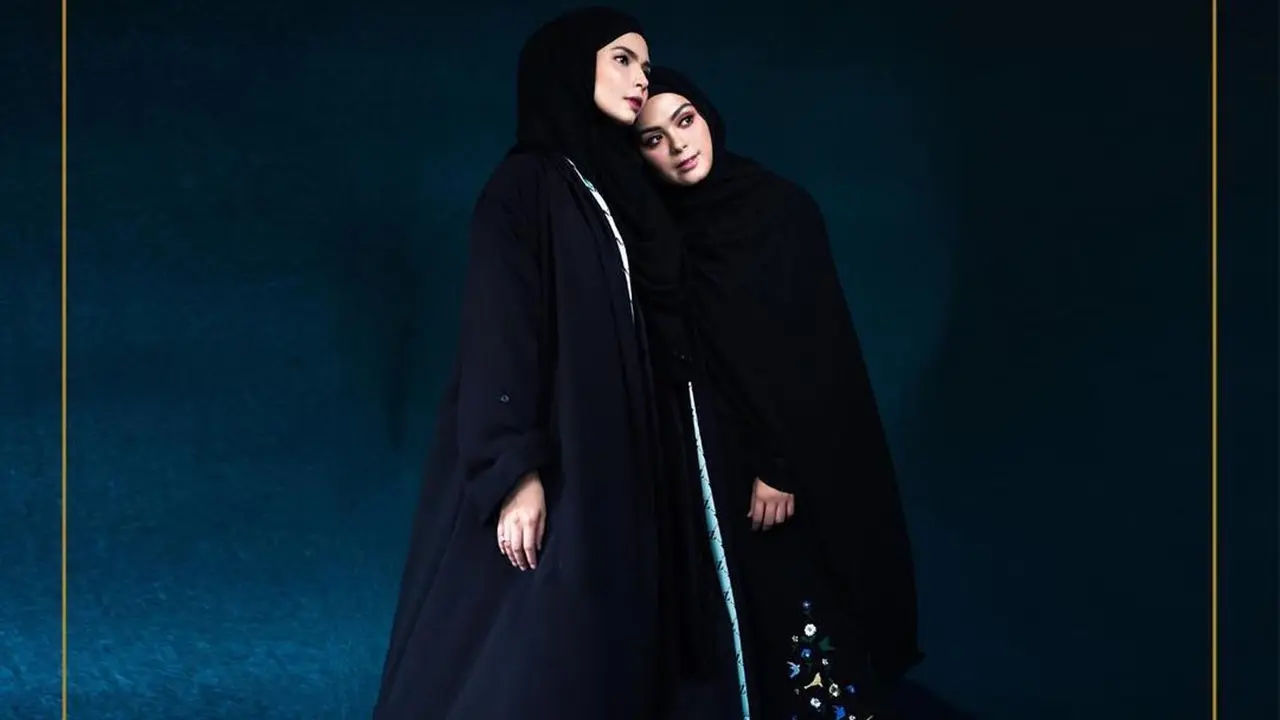 Vivi Zubedi dan Vebby Palwinta