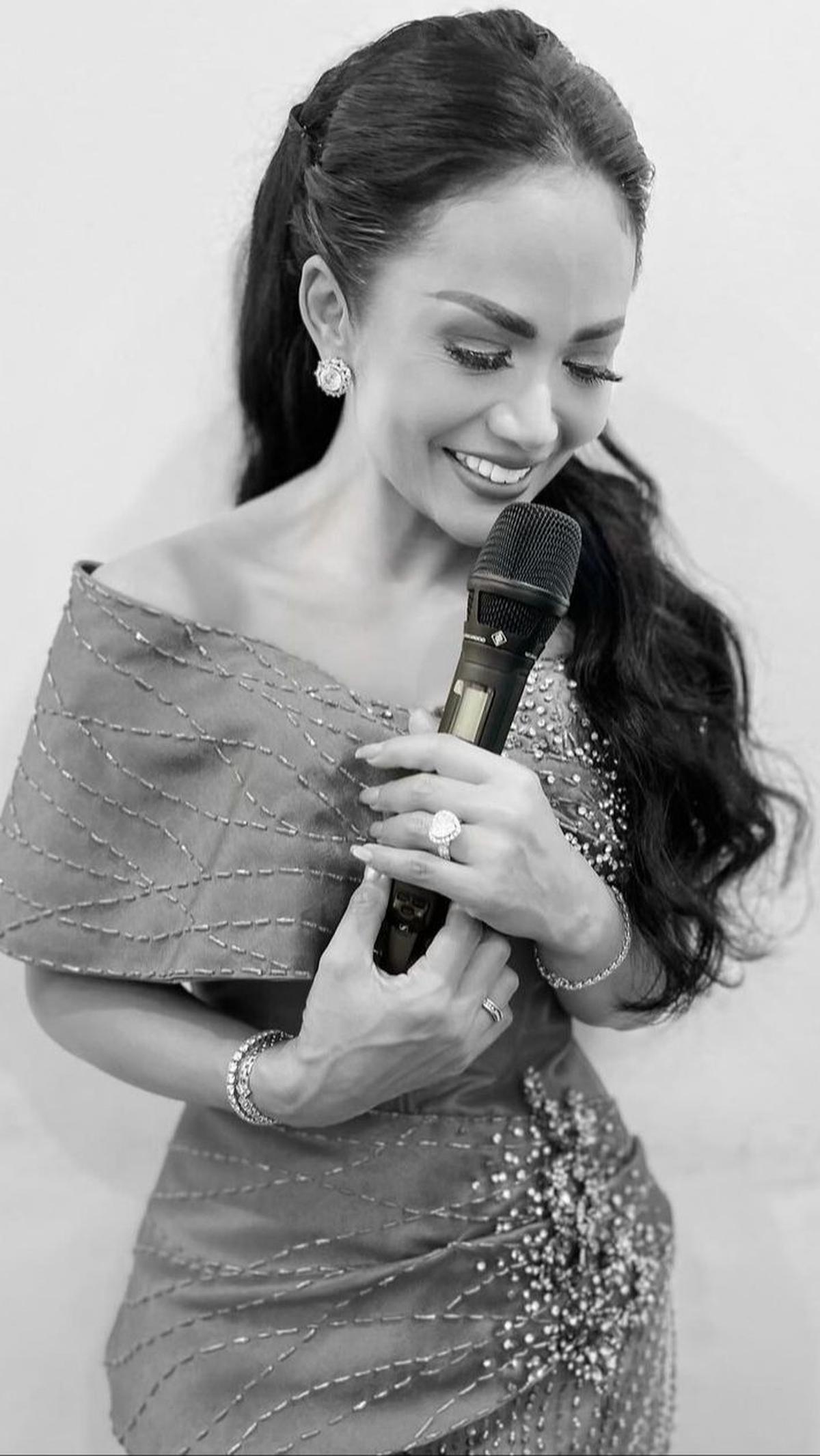 Artis terkenal Indonesia<br>krisdayanti <br>