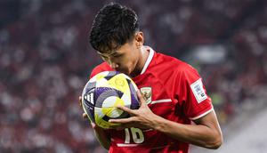 Dony Tri Pamungkas beraksi saat Timnas melawan Bulgaria di final FIFA Series 2026 di SUGBK, Jakarta, Senin (30-3-2026). (Bola.com/Abdul Aziz)