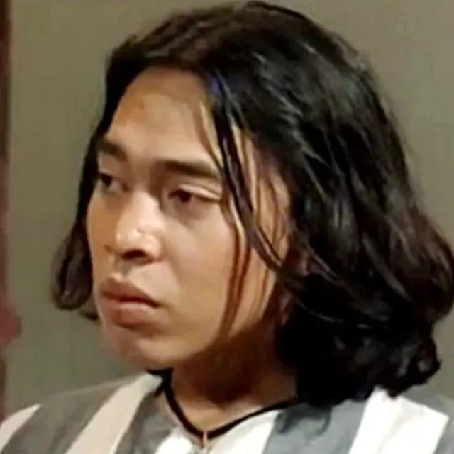 6 Potret Lawas Komedian Komeng, Disebut Mirip Ariel NOAH