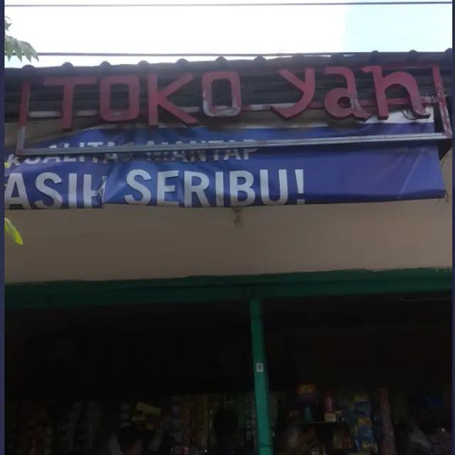 6 Tulisan Sok Asyik Orang Jualan Ini Kalimatnya Familiar, Bikin Senyum Tipis