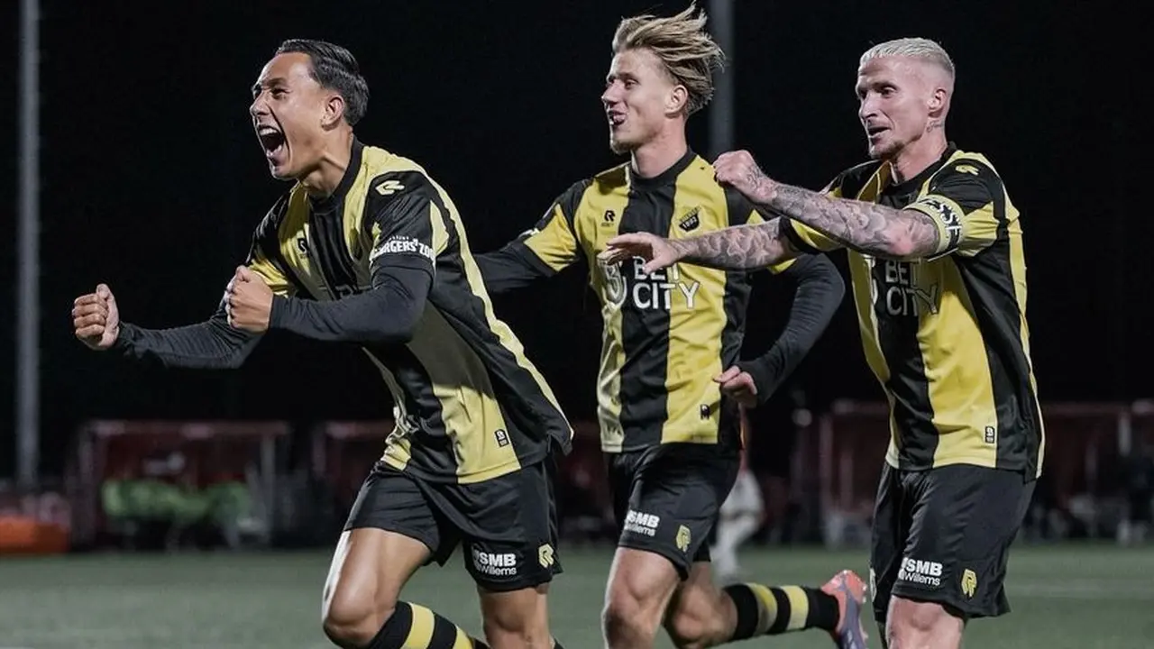 Winger Vitesse Arnhem, Miliano Jonathans.
