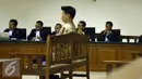 Andrew Hidayat mengikuti sidang perdana di Tipikor, Jakarta, Senin (29/6/2015). Andrew dikenakan Pasal 5 ayat 1 huruf b atau Pasal 13 UU Pemberantasan Tindak Pidana Korupsi  Pasal 64 ayat 1 KUH Pidana  dalam kasus dugaan suap. (Liputan6.com/Helmi Afandi)