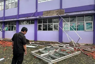 Atap Gedung SMAN 2 Gunungputri Bogor (Achmad Sudarno/Liputan6.com)