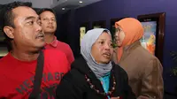 Sipon, istri Wiji Thukul, saat menghadiri pemutaran film Istirahatlah Kata-Kata (Reza Kuncoro)
