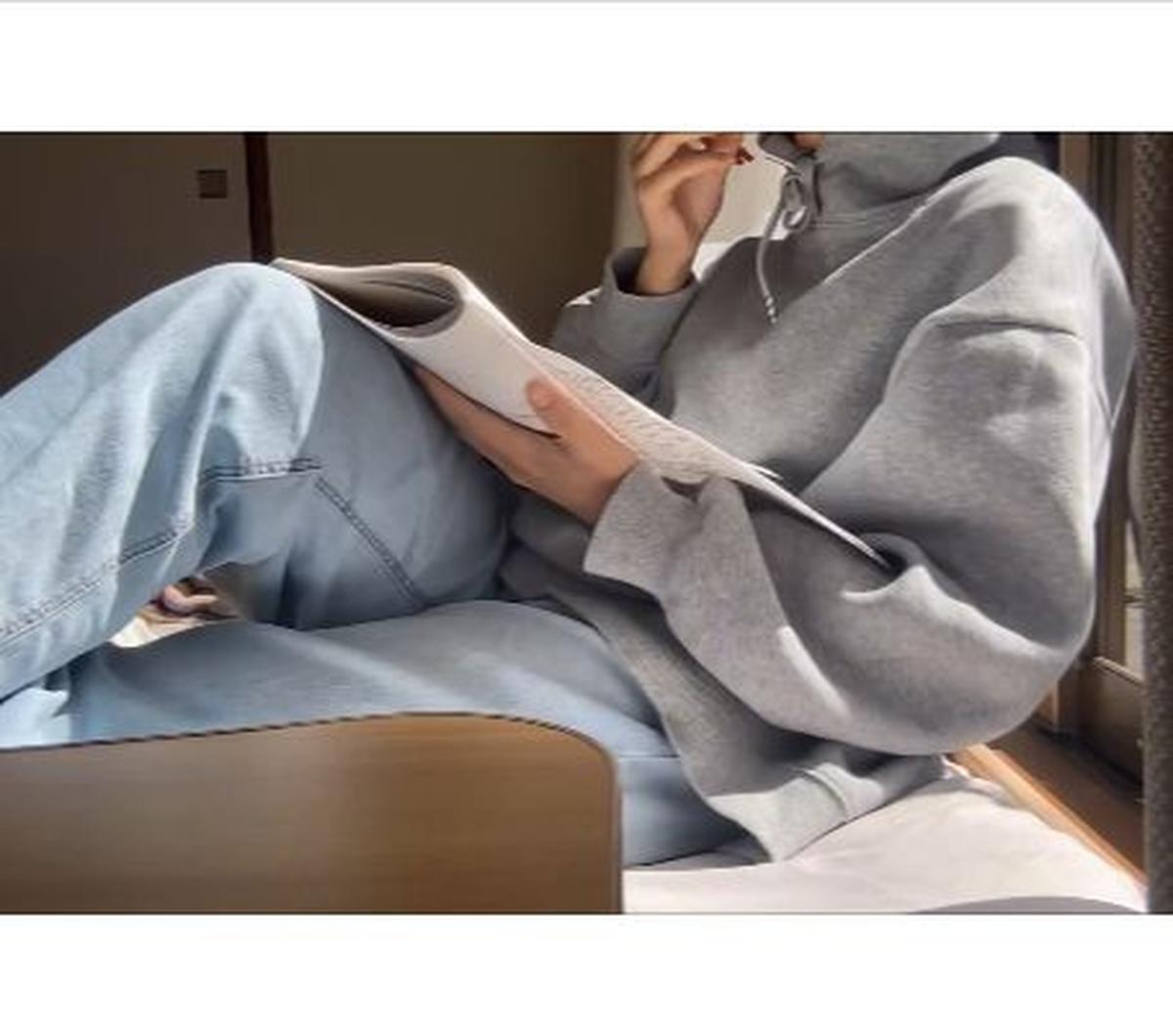 Ia bahkan tidak mempermasalahan belajar selama 6 jam berturut-turut. <br><br>"Finish 6 hours study session 📚🥵 (Selesai sesi belajar 6 jam)," sambungnya. <br>