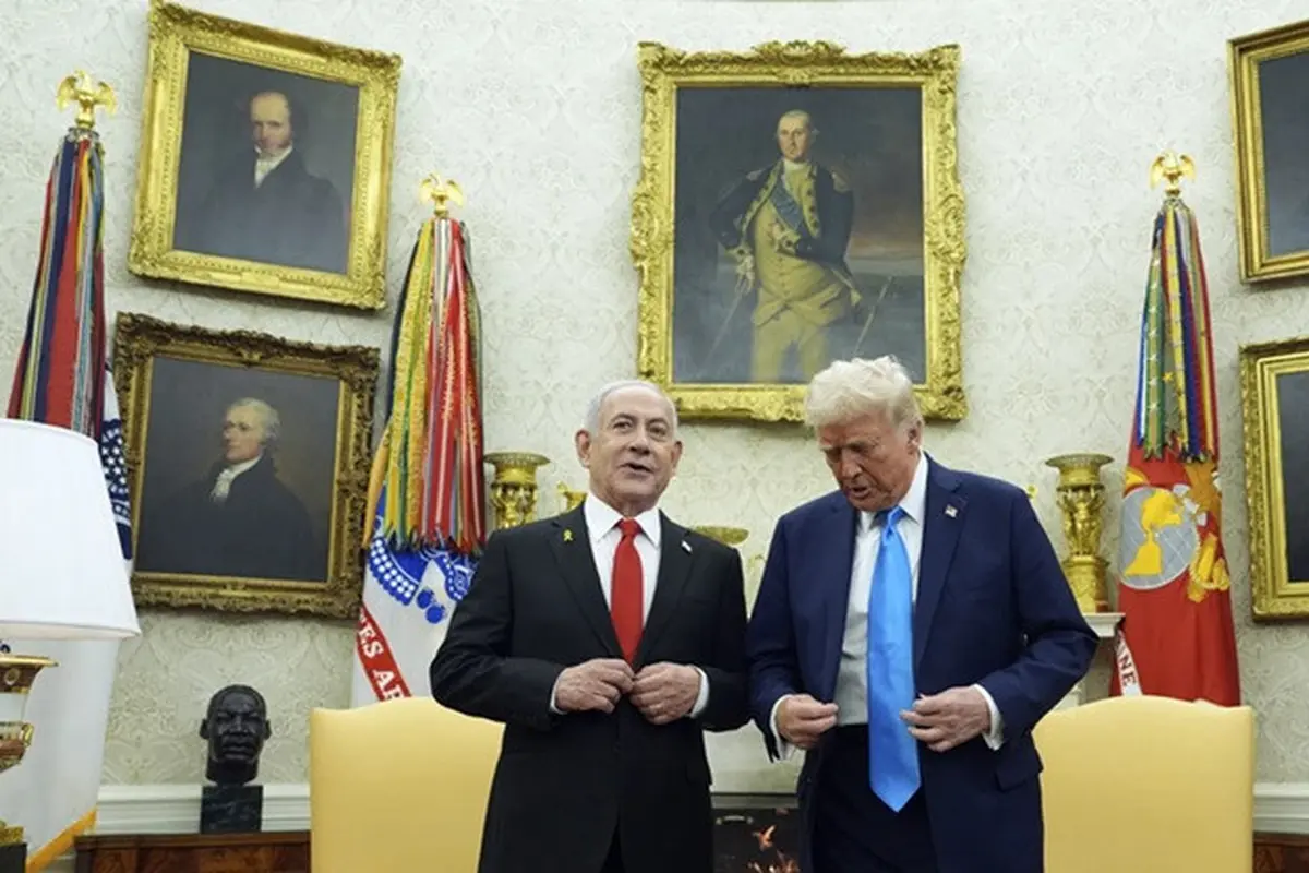 Presiden Amerika Serikat Donald Trump dan Perdana Menteri Israel Benjamin Netanyahu saat bertemu di Ruang Oval, Gedung Putih, Selasa (4/2/2025).