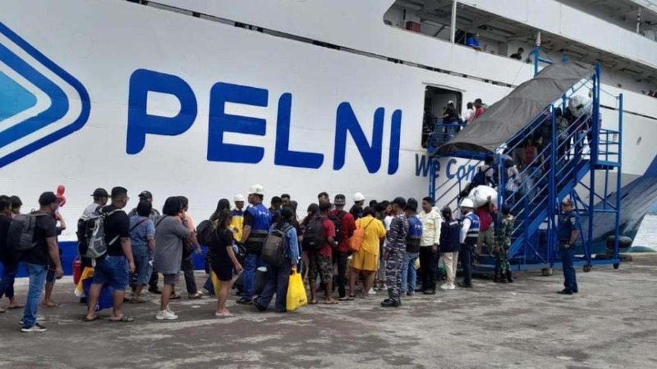 Puncak Mudik Lebaran Ambon 2026: Ribuan Penumpang Padati Pelabuhan Yos Sudarso