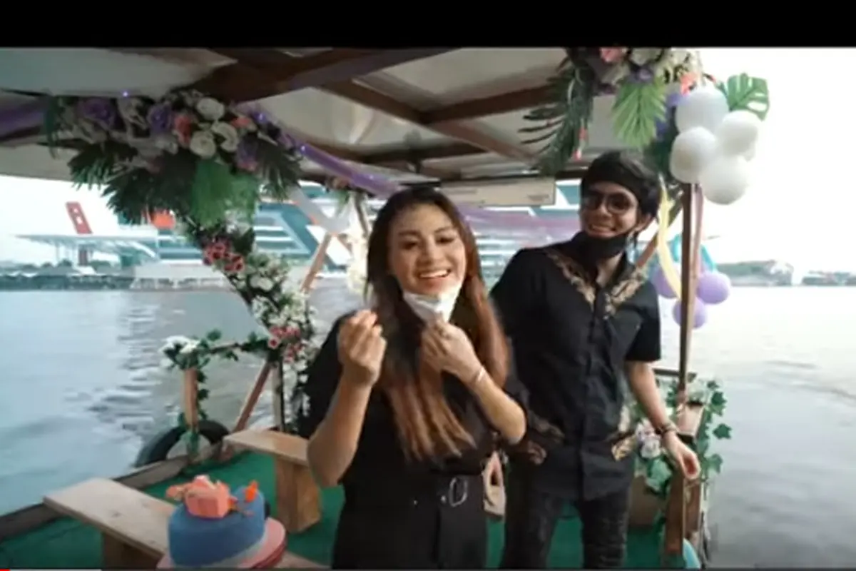 [Fimela] Aurel Hermansyah