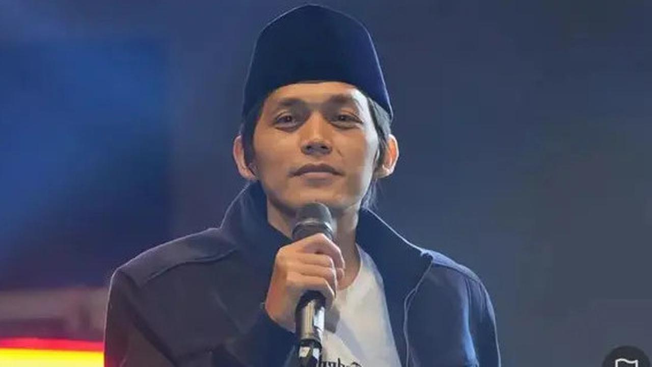 Kata Kata Gus Iqdam Tentang Cinta dan Kehidupan: 90 Quotes Inspiratif