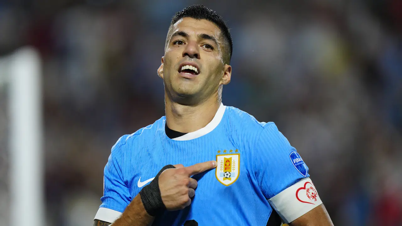 Foto: Luis Suarez Torehkan Rekor Ciamik setelah Cetak Gol Penting untuk Kemenangan Uruguay di Copa America 2024