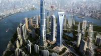 Ini dia gedung tinggi tempat dua orang Russia yang pemberani berfoto di atas gedung. Shanghai Tower, mulai dibangun tahun 1993 dan baru saja selesai tahun ini. Tapi, sentuhan akhir masih mereka lakukan | via: brightside.me