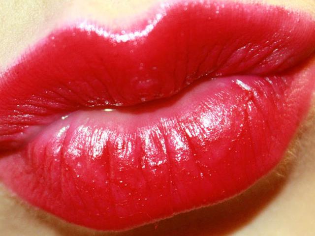 Ini Yang Terjadi Di Tubuh Saat Pasangan Berciuman Health Liputan6 Com