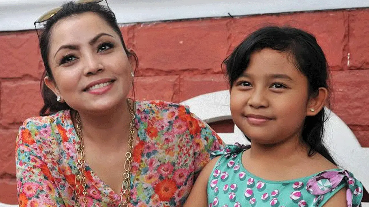 [Bintang] Mayangsari-Khiran Siti Hartina Trihatmodjo