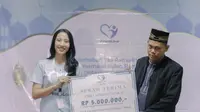 Miss Indonesia Banten 2022 Diva Andzani memanfaatkan Ramadhan sebagai momen untuk berbagi.
