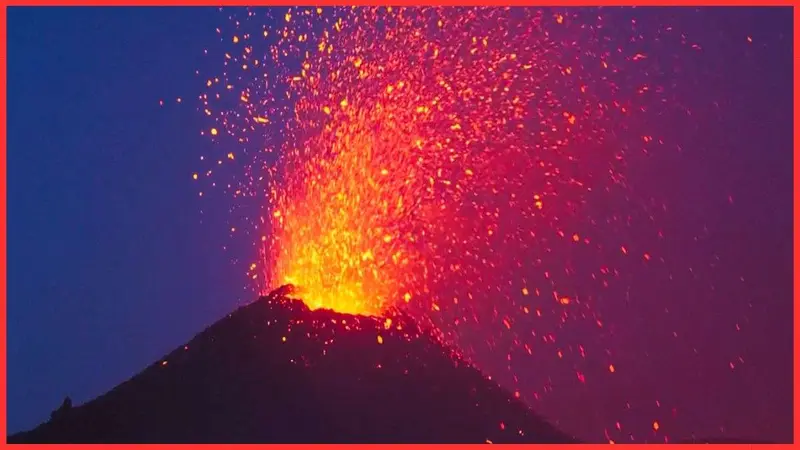 Gunung Etna meletus. (AP)