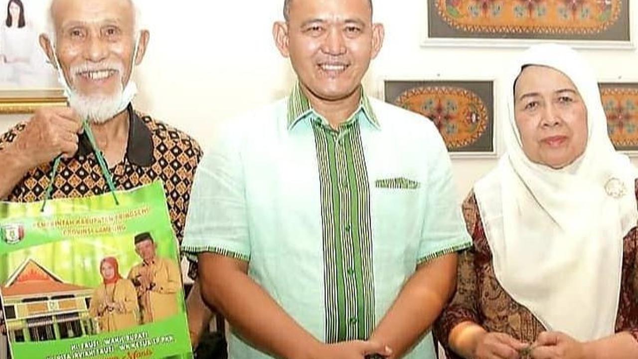 Seimbang Antara Berkarir dan Berkeluarga<br>