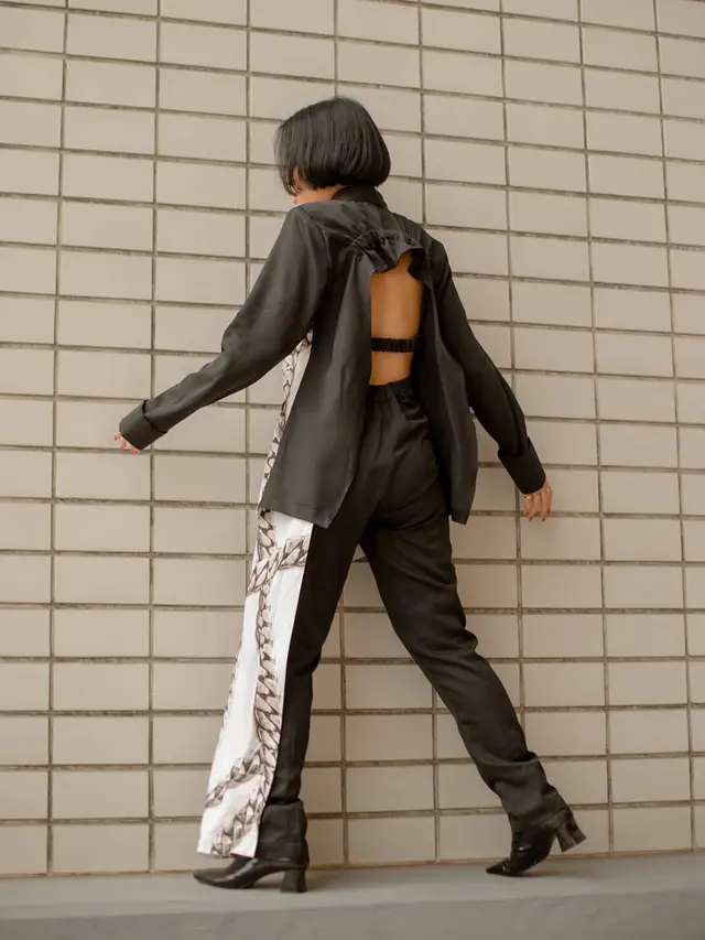 Dari Kalung Rantai, Kallula Lansir Koleksi Busana Print Pertamanya