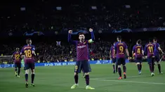 Megabintang Barcelona, Lionel Messi berselebrasi setelah mencetak gol ke gawang Olympique Lyon pada leg kedua 16 besar Liga Champions di Camp Nou, Rabu (13/3). Messi mencetak dua gol dan dua assist saat Barcelona menggilas Lyon 5-1. (AP/ Emilio Morenatti)