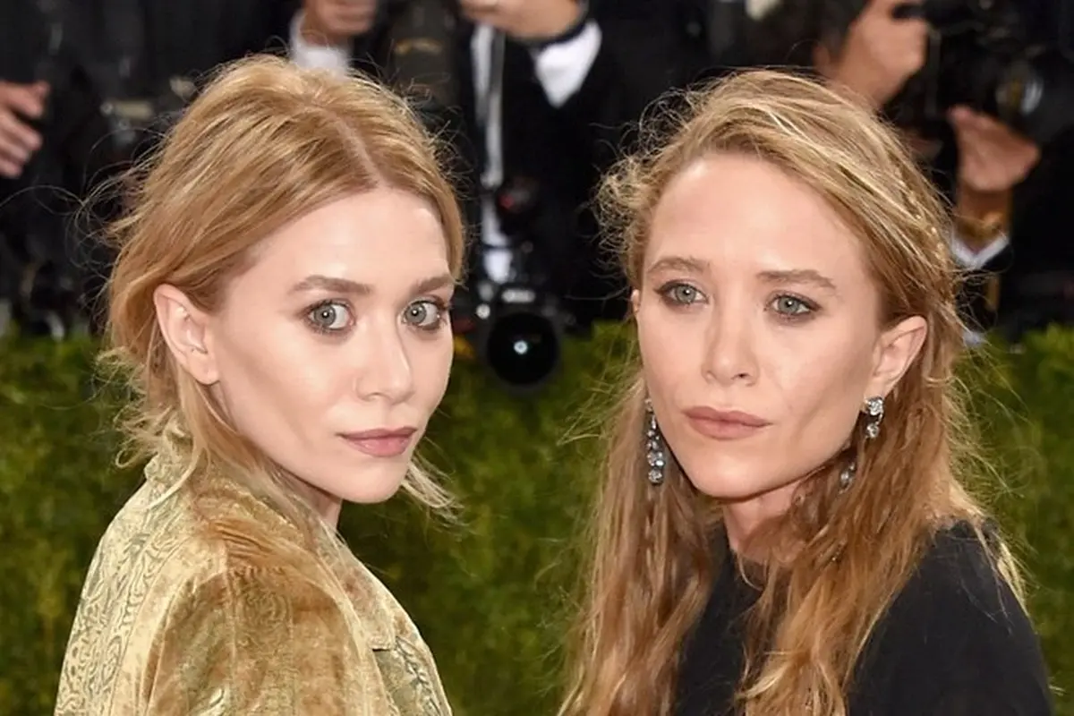 [Bintang] Simpel Minimalis, Inilah 3 Aturan Ikuti Model Rambut Si Kembar Mary Kate-Ashley Olsen