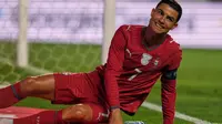 Cristiano Ronaldo gagal mencetak gol saat Timnas Portugal memetik kemenangan 2-1 atas Nigeria pada laga uji coba terakhir jelang Piala Dunia 2026 di Estadio Dr. Magalhaes Pessoa, Leira, Kamis (11/06/2026) dini hari WIB. (AP Photo/Armando Franca)