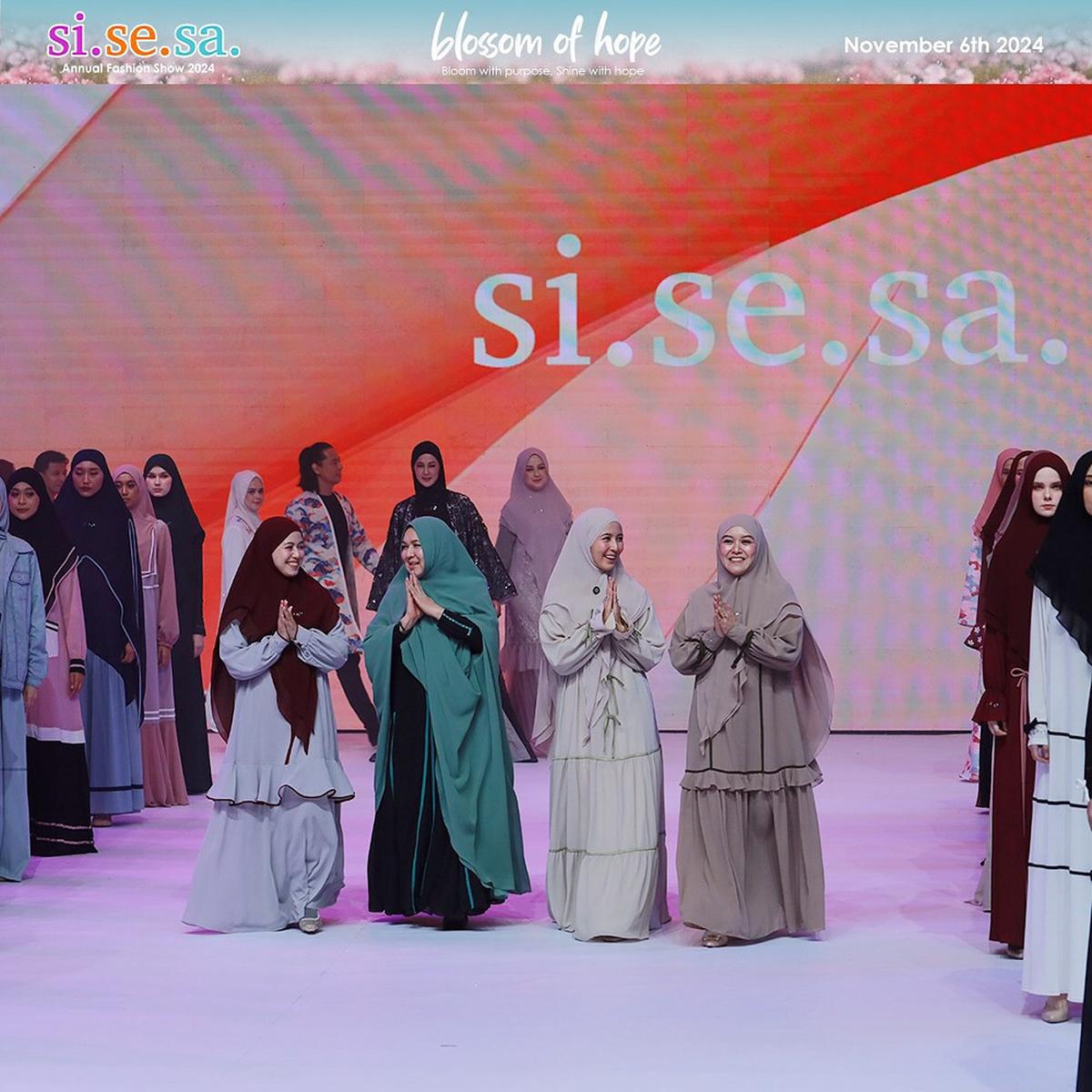 7 Potret Kimberly Ryder Jadi Model Busana Muslim, Cantik Kenakan Hijab Syar'i