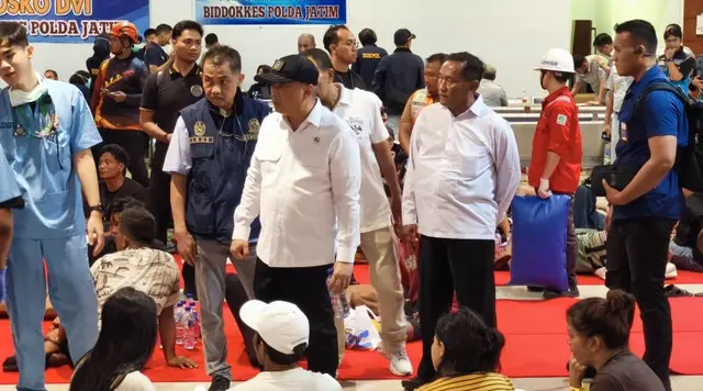 KMP Mutiara Sentosa 2 Terbakar, Menhub Minta Penyebabnya Diusut Tuntas