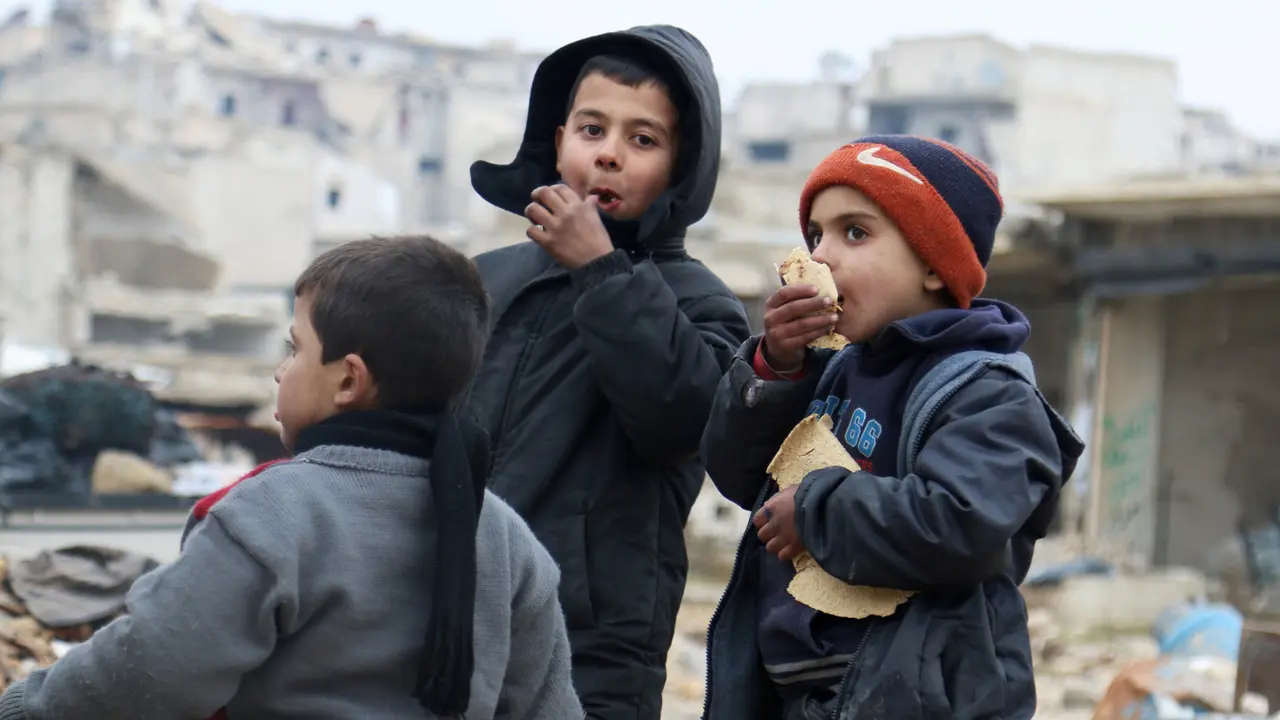 Warga Aleppo Menunggu untuk Dievakuasi
