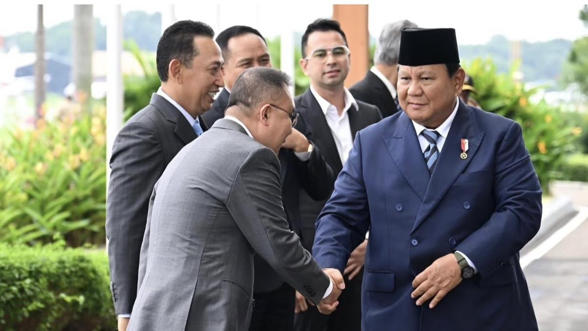 Seskab Teddy Beberkan Rencana Lawatan Presiden Prabowo ke Inggris dan Swiss