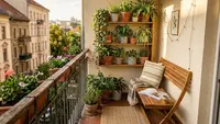 7 Desain Balkon Sempit dengan Rak Tanaman dan Bangku Lipat, Sulap Ruang Kecil Jadi Tempat Nyaman