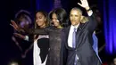 Kesuksesannya menjadi seorang Presiden, Obama menyadari tidak lepas dari peran orang-orang di belakangnya. Keluarga, seperti anak dan istri merupakan sosok di balik keberhasilannya saat ini. (AFP/Bintang.com)
