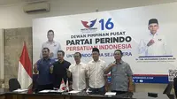 Partai Perindo menyatakan akan mendaftarkan permohonan Perselisihan Hasil Pemilihan Umum (PHPU) ke Mahkamah Konstitusi (MK) setelah dinyatakan tidak lolos parlemen pada Pemilu 2024. (Liputan6.com/Muhammad Radityo Priyasmoro)