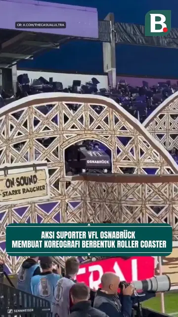 Aksi suporter VFL Osnabruck membuat koreografi berbentuk roller coaster