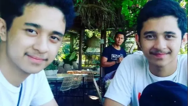 Beranjak Dewasa, Ini 6 Potret Terbaru Si Kembar Nakula Sadewa yang Curi Perhatian