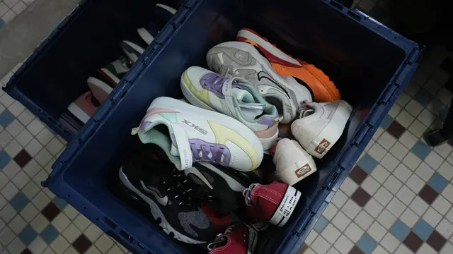 Di Balik Bisnis Daur Ulang Sepatu Kets di Prancis, Mampu Jual Kembali 2.000 Pasang