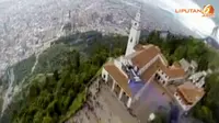 [VIDEO] Mirip Iron Man, Pria Kolombia Terjun Gunakan Wingsuit