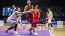 Pebasket China saat melawan Korea Bersatu pada laga final basket wanita Asian Games di Istora, Jakarta, Sabtu (1/9/2018). China menang 71-65 atas Korea Bersatu. (Bola.com/Vitalis Yogi Trisna)