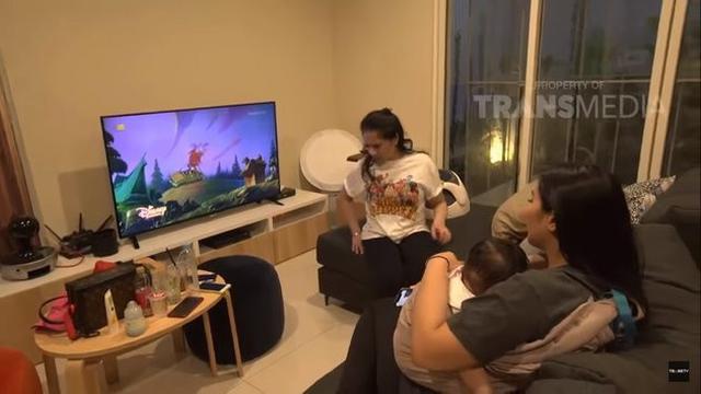6 Tampilan Rumah Caca Tengker Sederhana Namun Tampak Elegan Showbiz Liputan6 Com