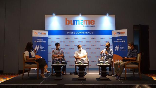 Putu Aditya di sela-sela jumpa pers yang digelar Bumame Farmasi di Conrad Hotel, Nusa Dua, Bali, 3 November 2021.