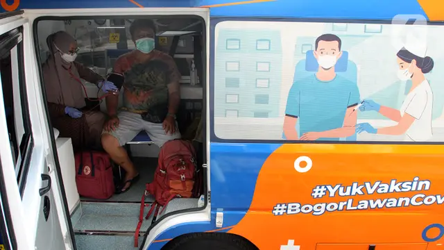 Mobil Vaksinasi COVID-19 Keliling di Bogor