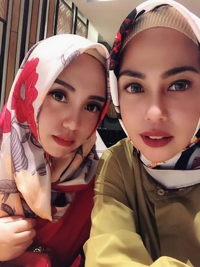 Salmafina Sunan dengan Ibunya