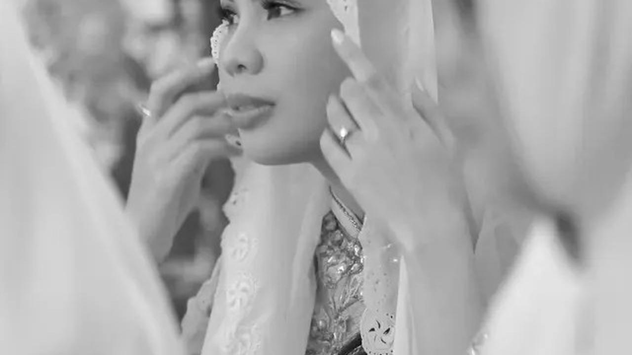 Kenakan Kerudung