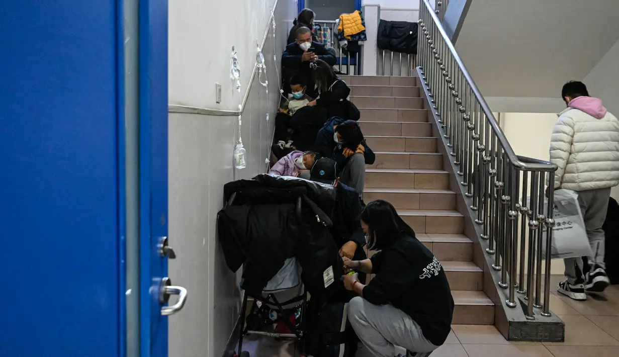 Namun, 21 November, media dan sistem pengawasan penyakit masyarakat ProMED melaporkan peningkatan pneumonia yang tidak terdiagnosis kembali terjadi dan menyerang anak-anak di China utara. (Jade Gao / AFP)
