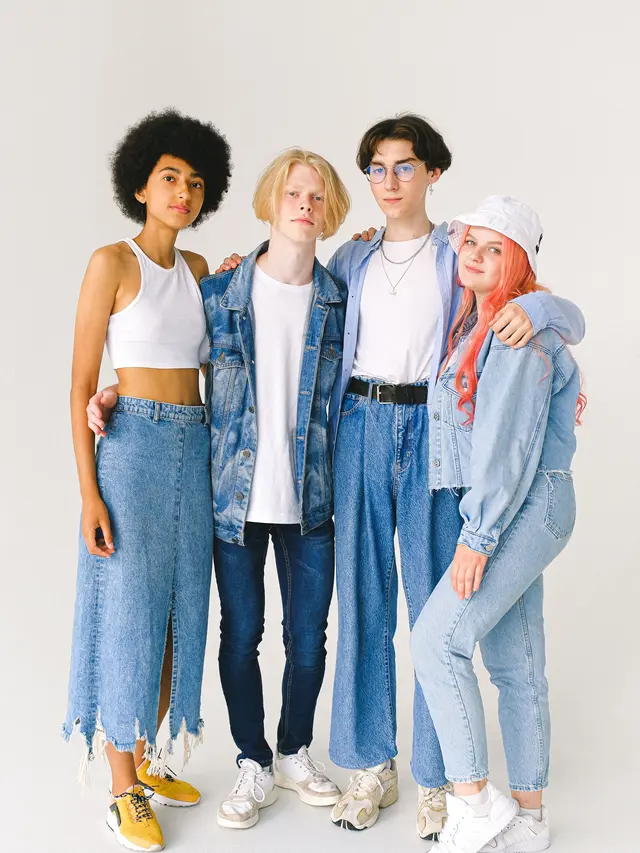 Tampil Stylish Tanpa Berlebihan