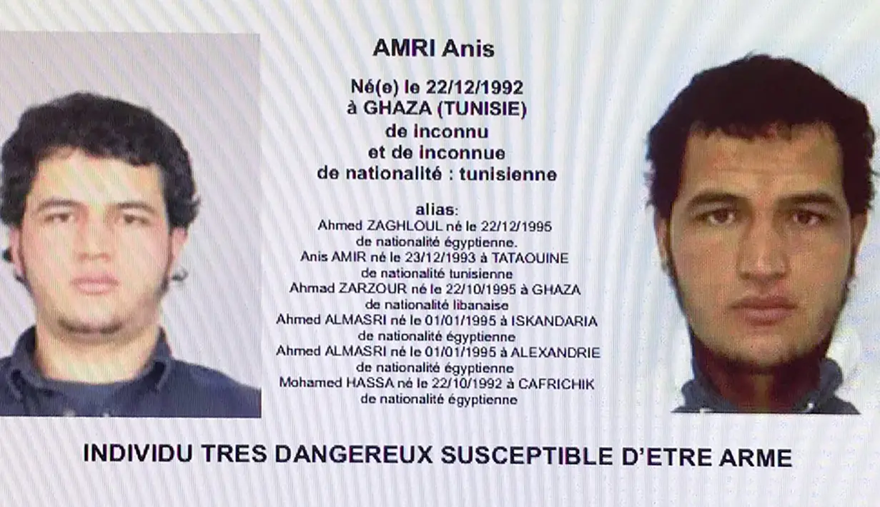 Salinan surat perintah penangkapan seorang pria warga Tunisia, terduga pelaku penyerangan truk di sebuah pasar Natal di Berlin, yang teridentifikasi bernama Anis Amri pada 19 Desember 2016 lalu. (Handout/POLICE JUDICIAIRE/AFP)