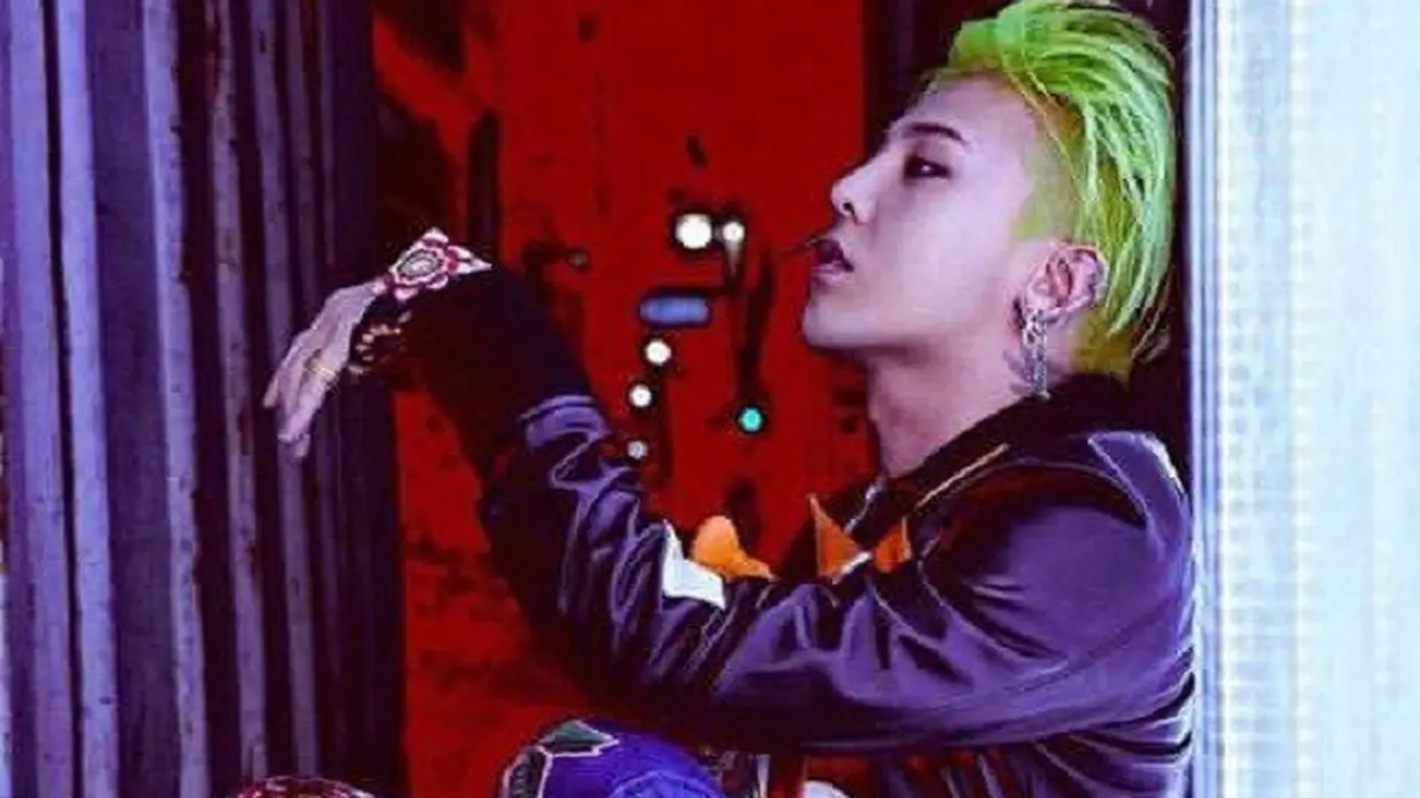 [Bintang] Sukses Buat Perempuan Terpana, Ternyata Deretan Sepatu Ini Jadi Favorit G-Dragon